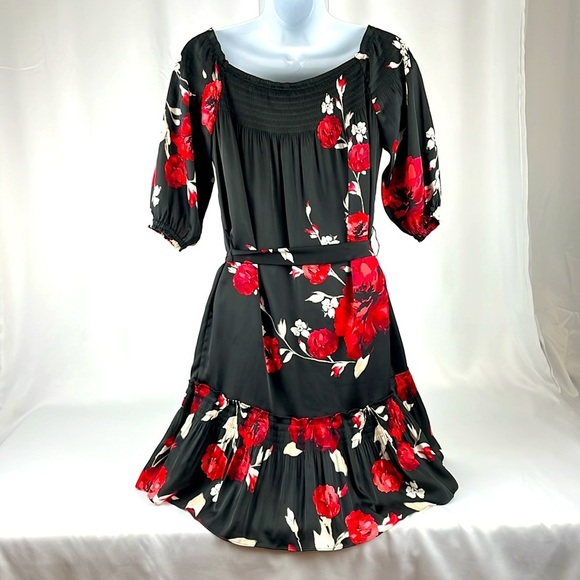 White House Black Market Black with Red Roses Tan Cream Belted Mini Dress, XXS - Picture 2 of 11